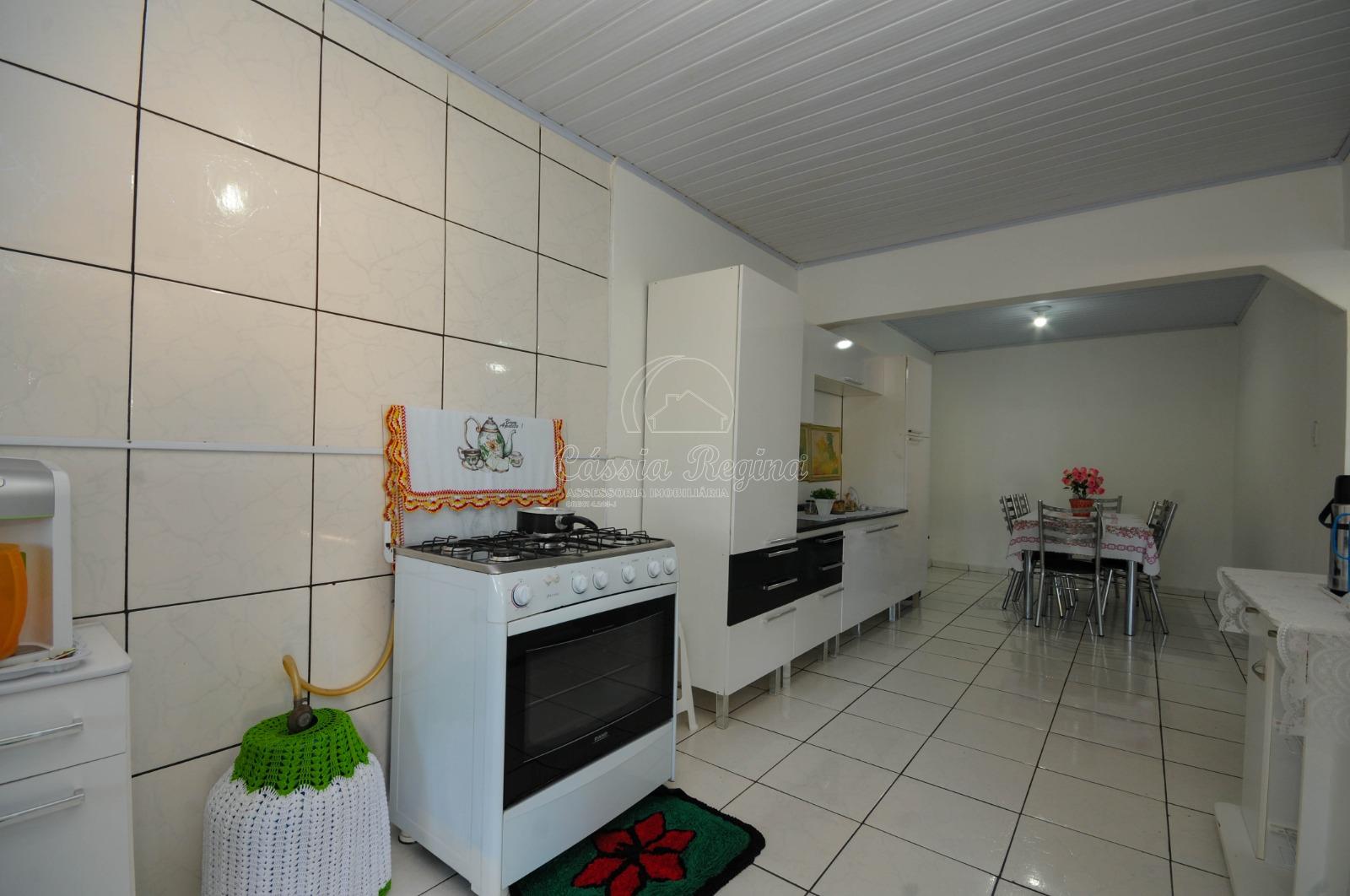 Casa à venda com 3 dormitórios,localizada na região da Vila C