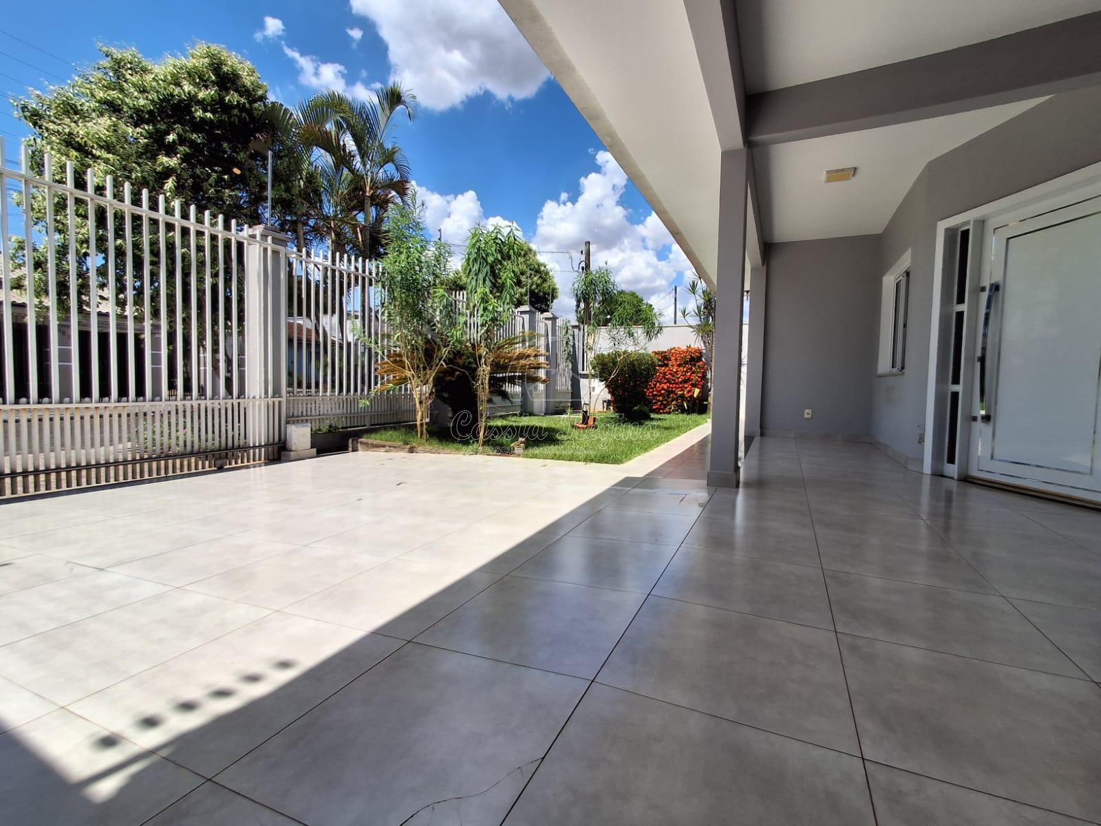 Casa à venda, com 4 dormitórios, localizada na região da Vila A