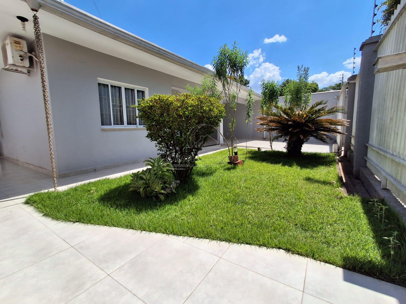 Casa à venda, com 4 dormitórios, localizada na região da Vila A