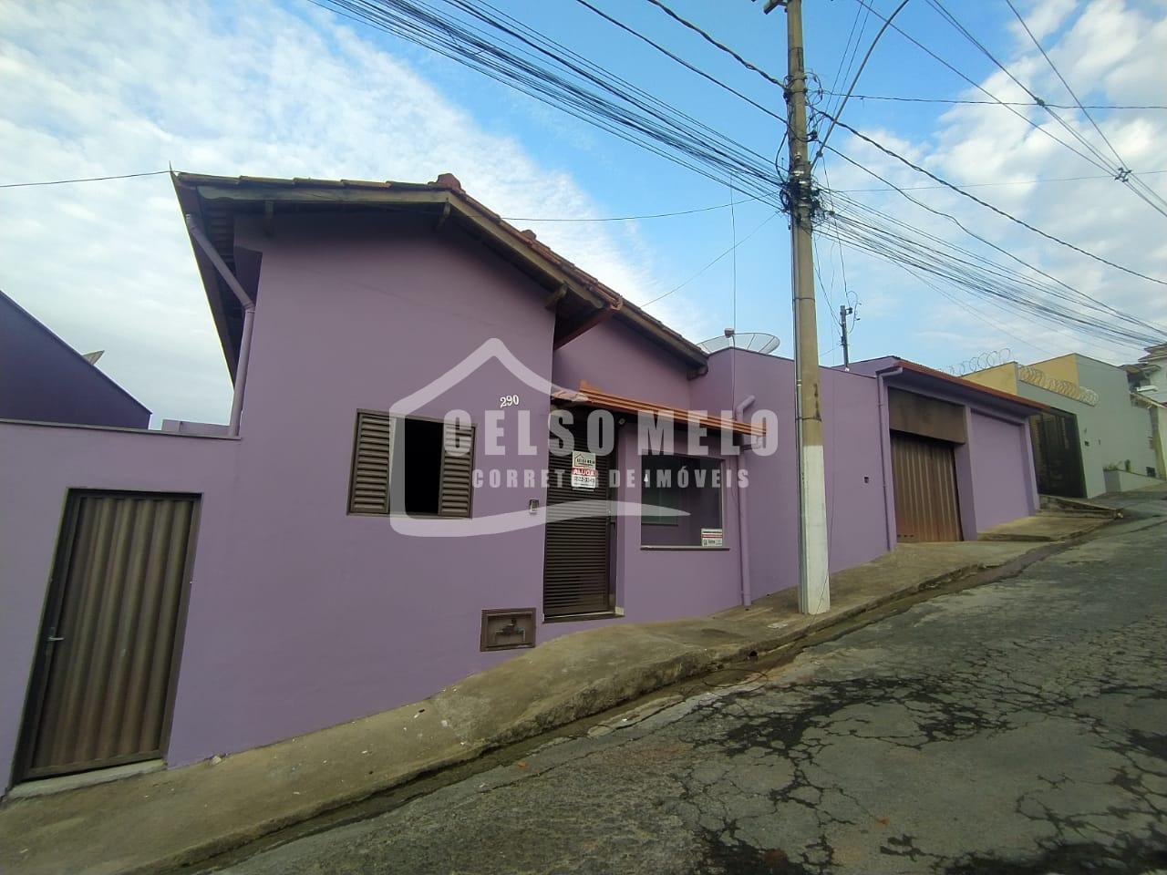 Casa com 3 dormitrios para locao, CENTRO, BOM DESPACHO - MG