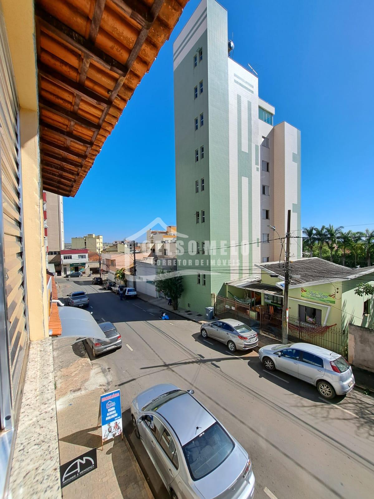 Celso Melo Corretor de Im�veis em Bom Despacho