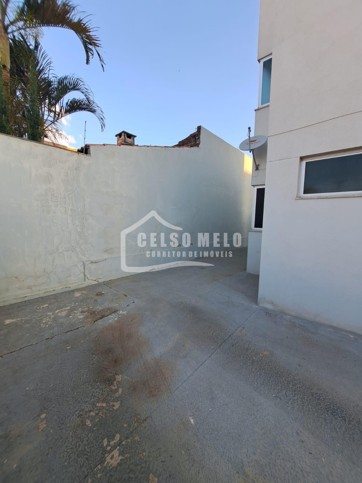 Celso Melo Corretor de Im�veis em Bom Despacho