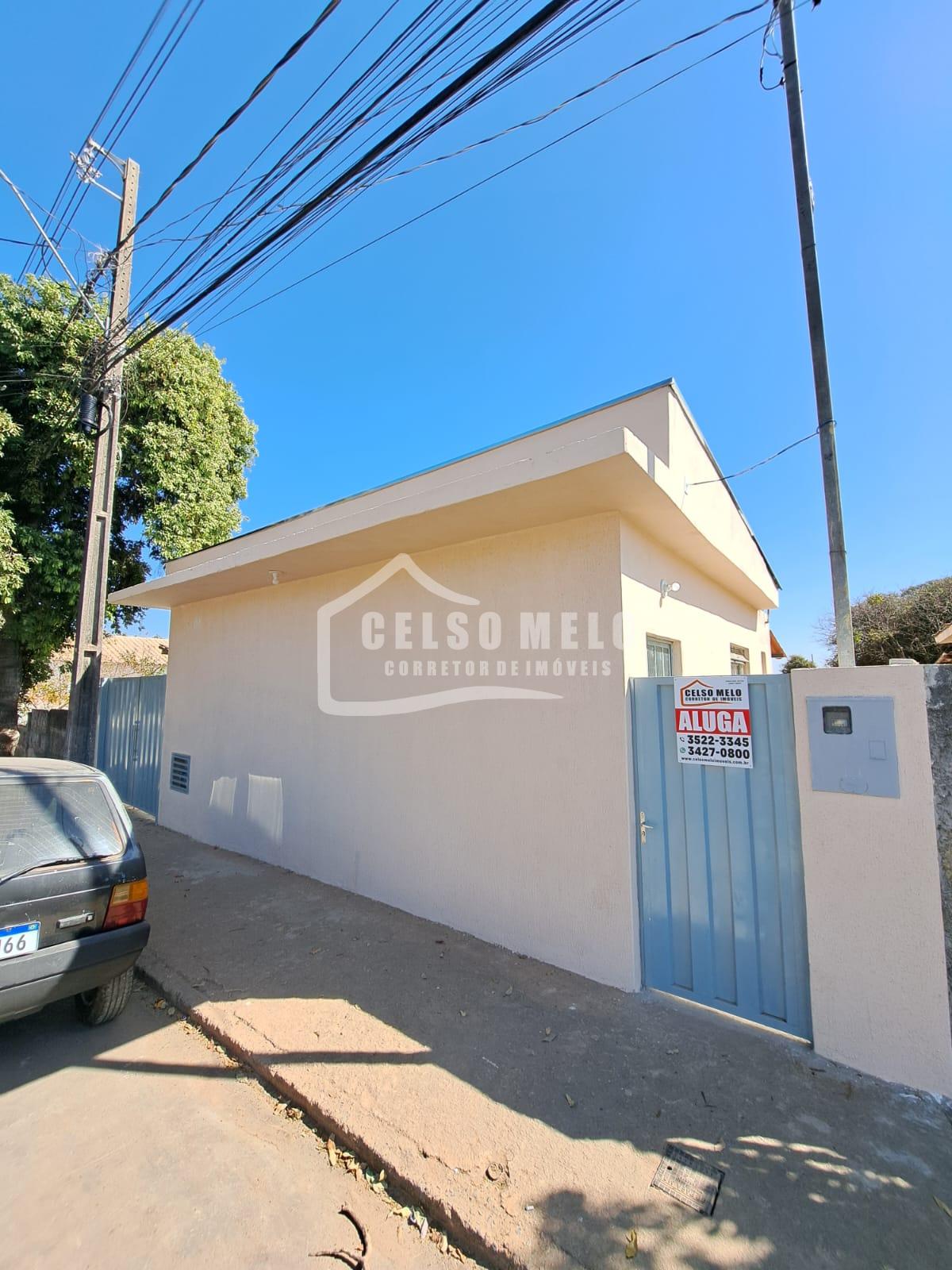 CASA RESIDENCIAL SITUADA � RUA IRM� MARIA, N� 190, S�O VICENTE - SALA - COZINHA COM BANCADA - 2 QUAR