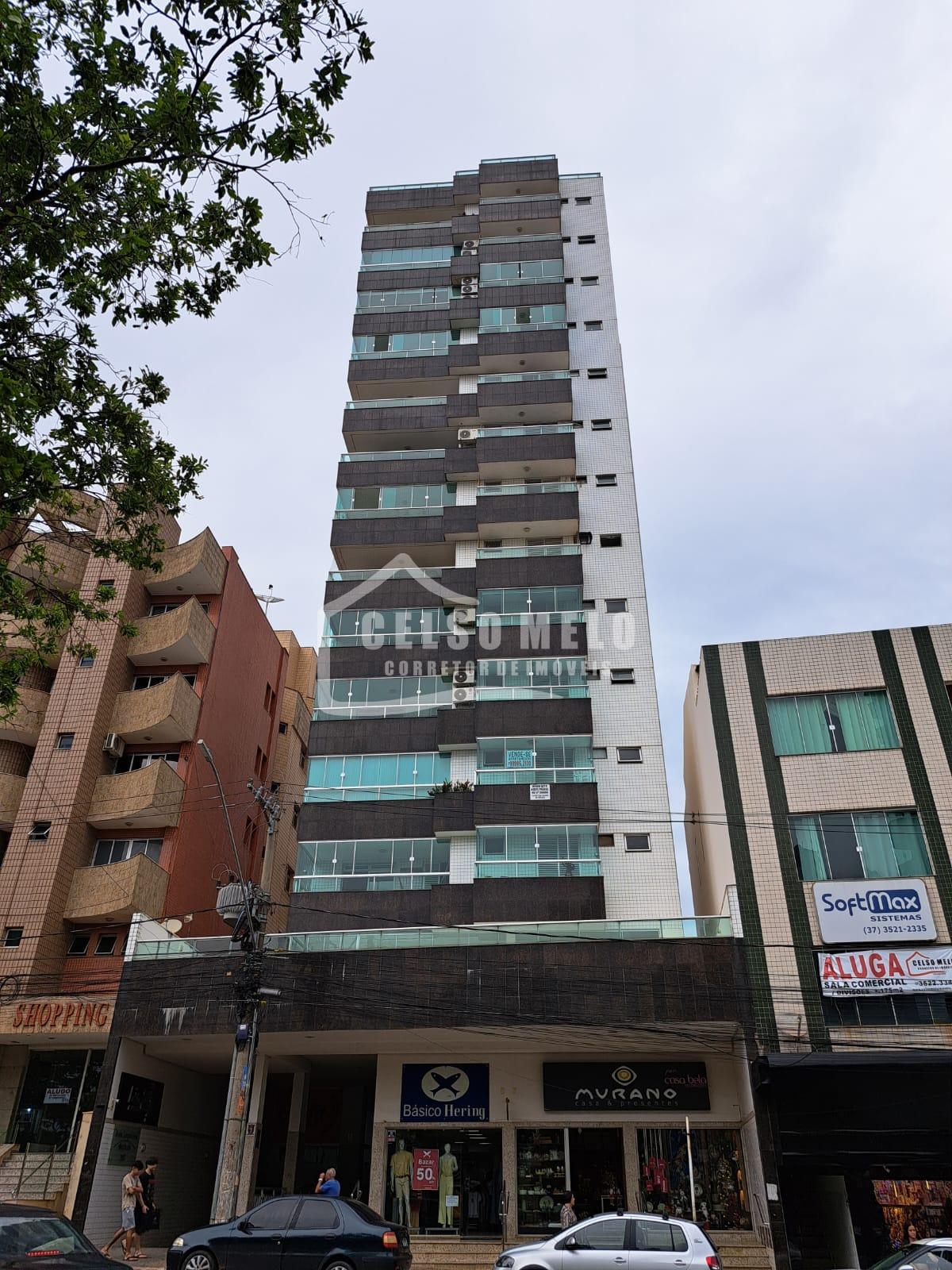 APARTAMENTO COM 3 DORMITORIOS, CENTRO, BOM DESPACHO - MG