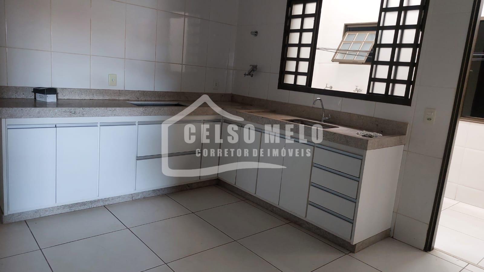 Celso Melo Corretor de Imveis em Bom Despacho