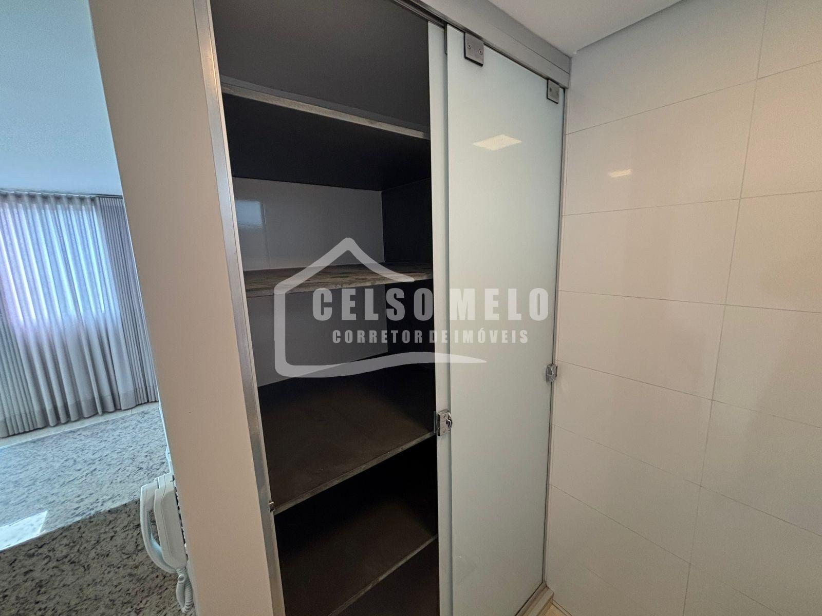 Celso Melo Corretor de Im�veis em Bom Despacho