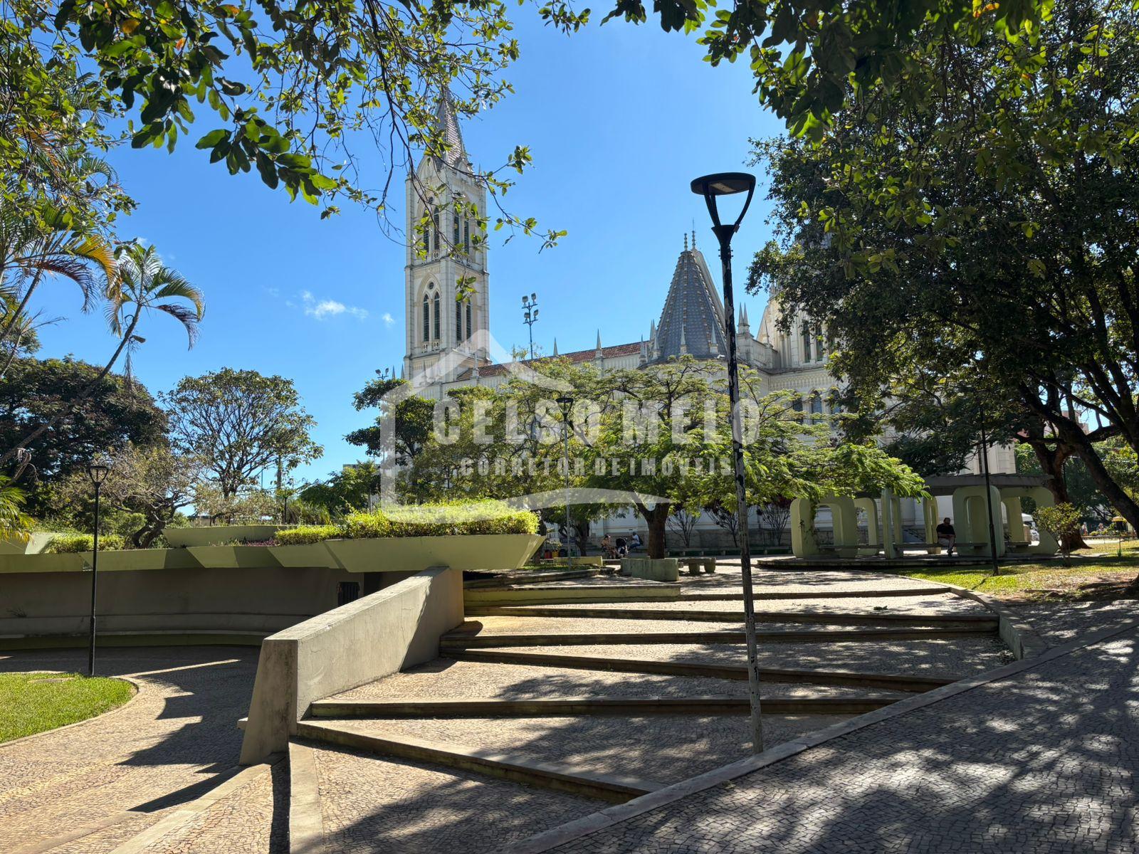 Celso Melo Corretor de Im�veis em Bom Despacho