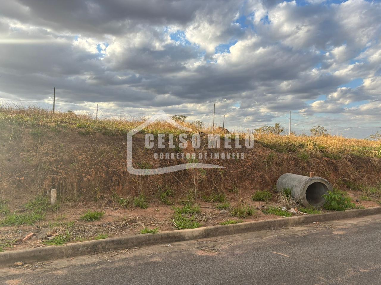 Celso Melo Corretor de Im�veis em Bom Despacho