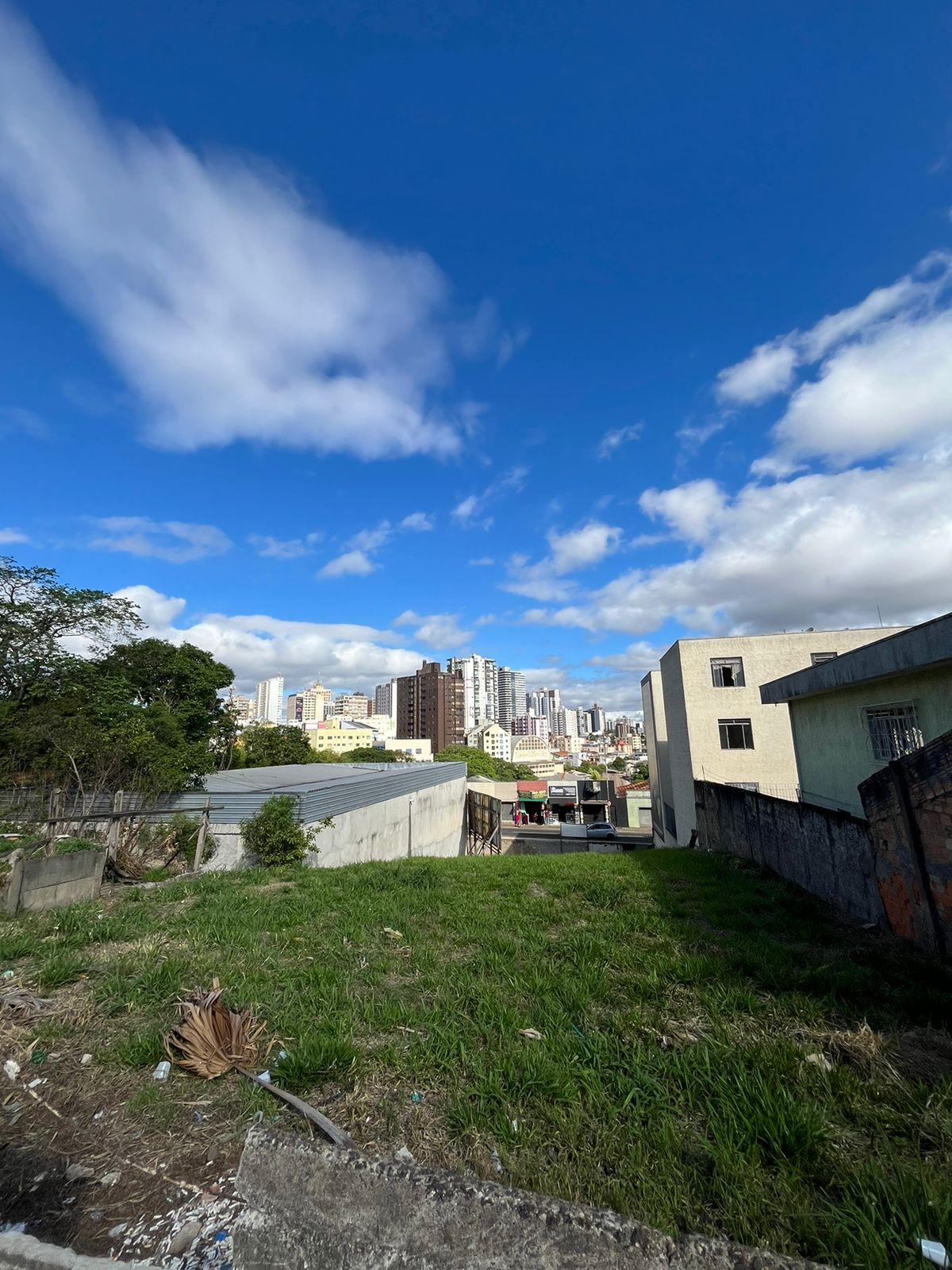 Terreno à venda, 616.00m2, Centro, PONTA GROSSA - PR