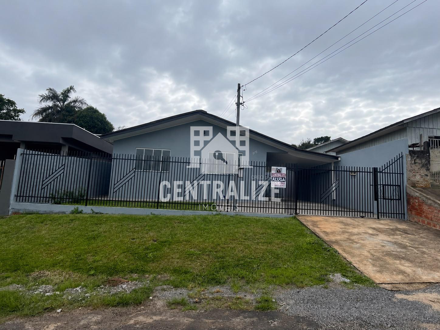Casa à Venda na Colônia D. Luiza- PONTA GROSSA- PR