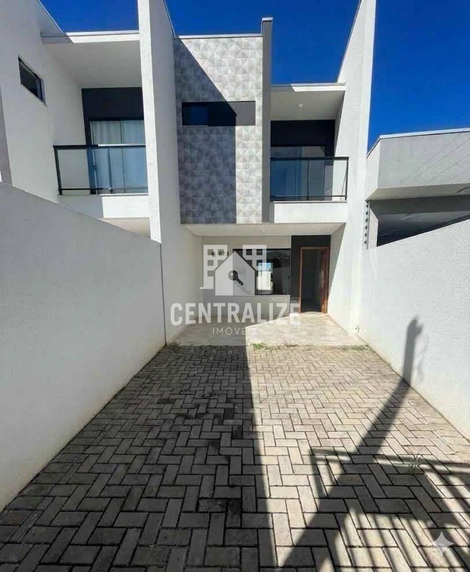 Sobrado à venda com piscina e churrasqueira no Contorno - Ponta Grossa-PR