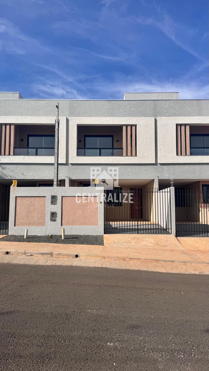 Sobrado à venda com 2 quartos no Estrela - Ponta Grossa