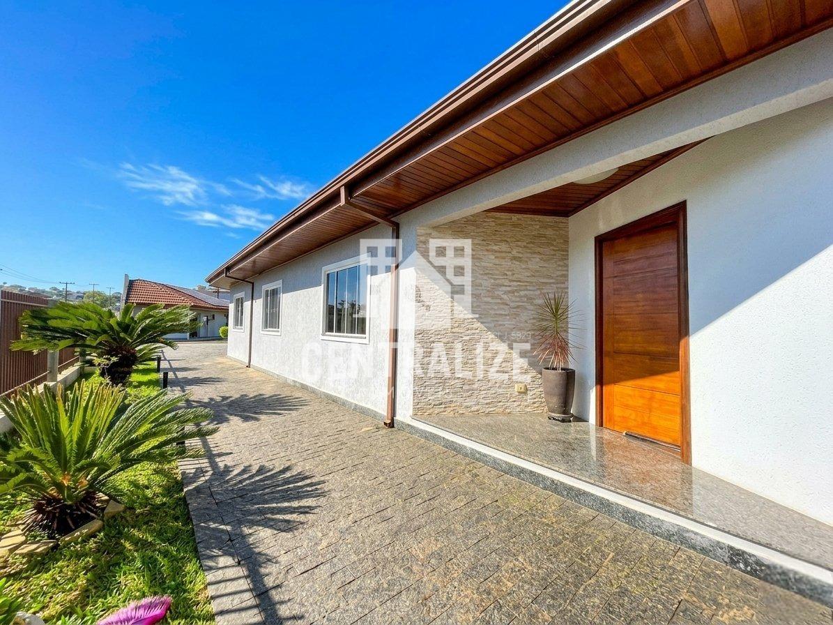 Casa para locação com 2 quartos, sendo 1 suíte em Oficinas - Ponta Grossa