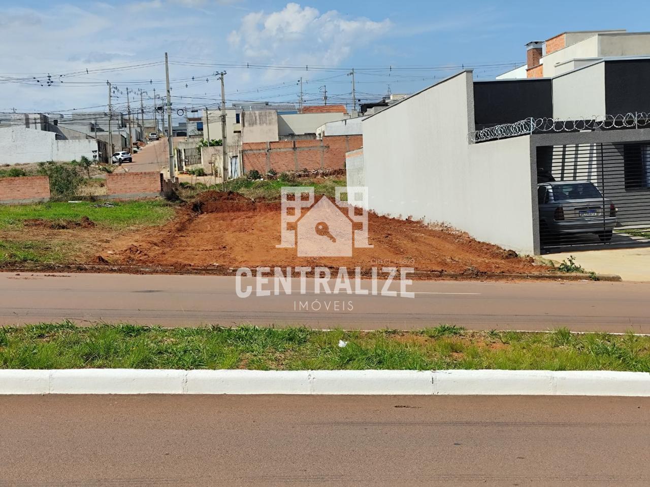 Terreno com 210m² à venda no Cará Cará - Ponta Grossa - PR