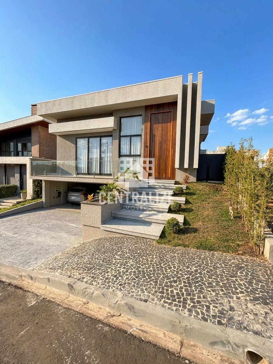 Casa de alto padrão com 3 suítes, à venda no La Défense Club, Estrela, Ponta Grossa - PR