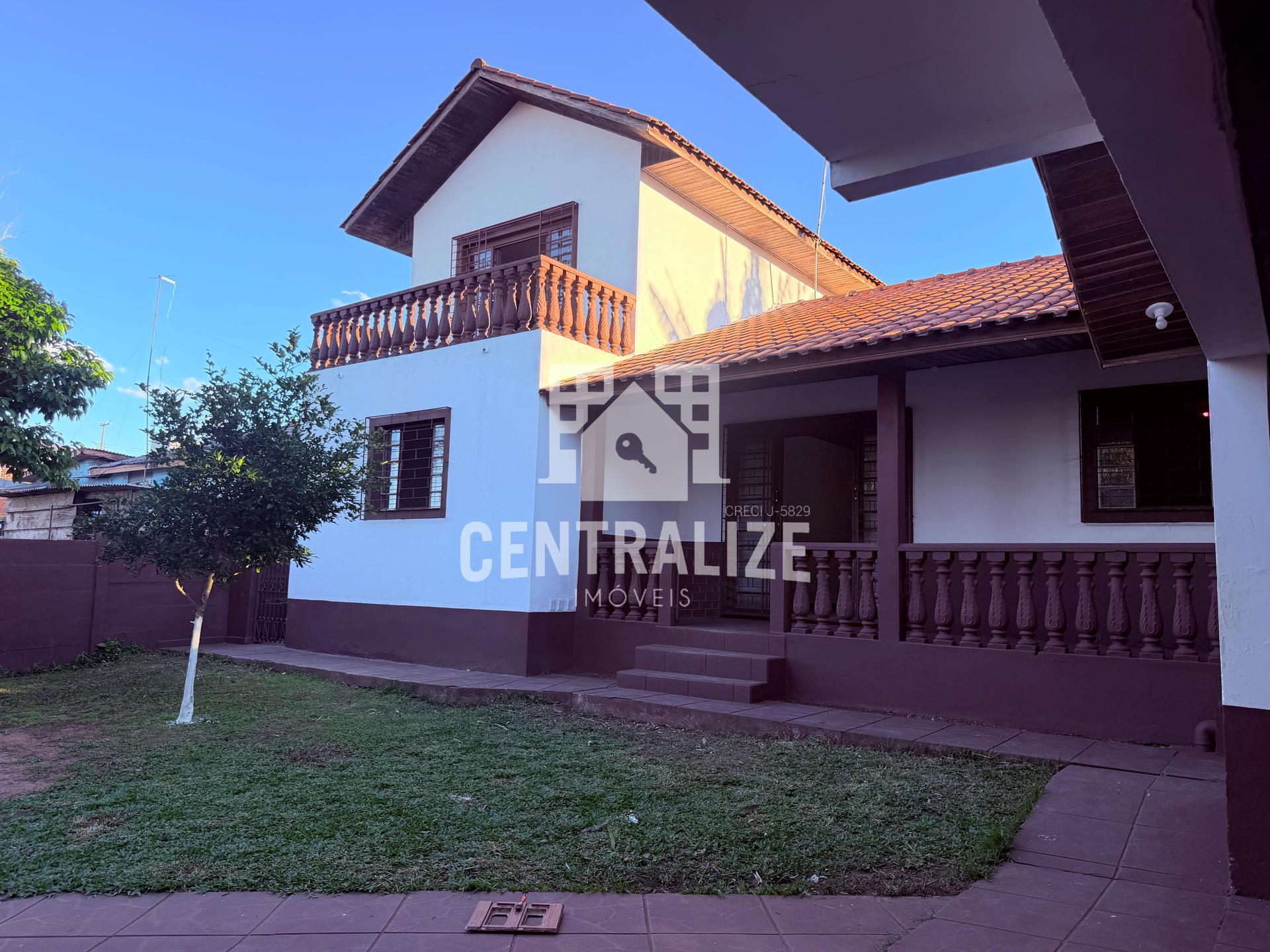 Casa à venda com 3 quartos, sendo 1 suíte, no Boa Vista, Ponta Grossa - PR