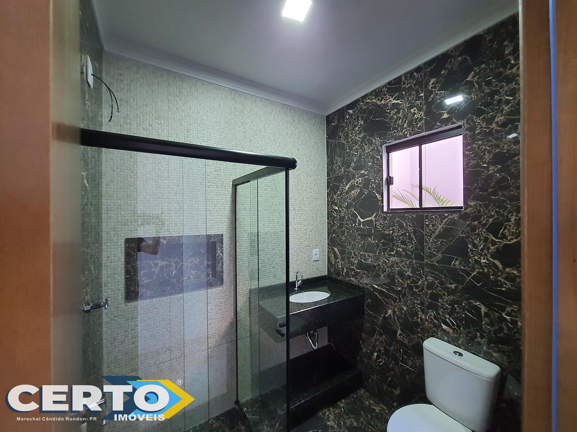 Casa com sute, sobra de lote e porto eletrnico, loteamento Sol Nascente, bairro Higienpolis