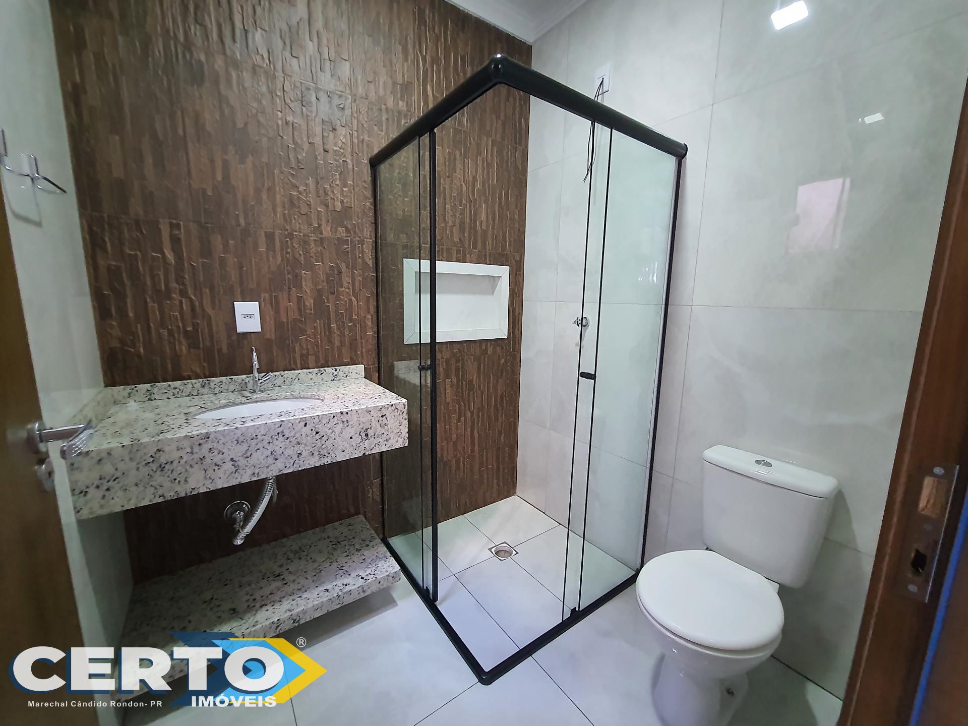 Casa com sute, sobra de lote e porto eletrnico, loteamento Sol Nascente, bairro Higienpolis