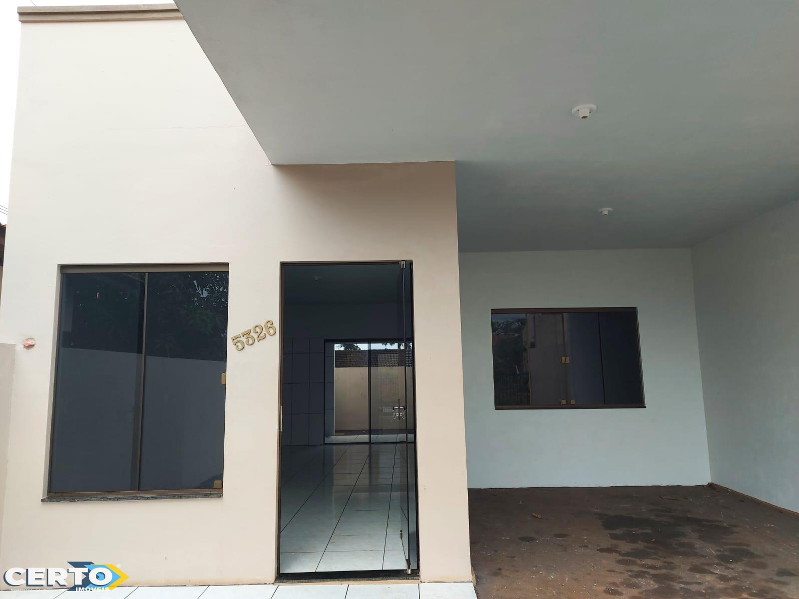 Casa com 2 quartos, sala, cozinha, lavanderia, banheiro