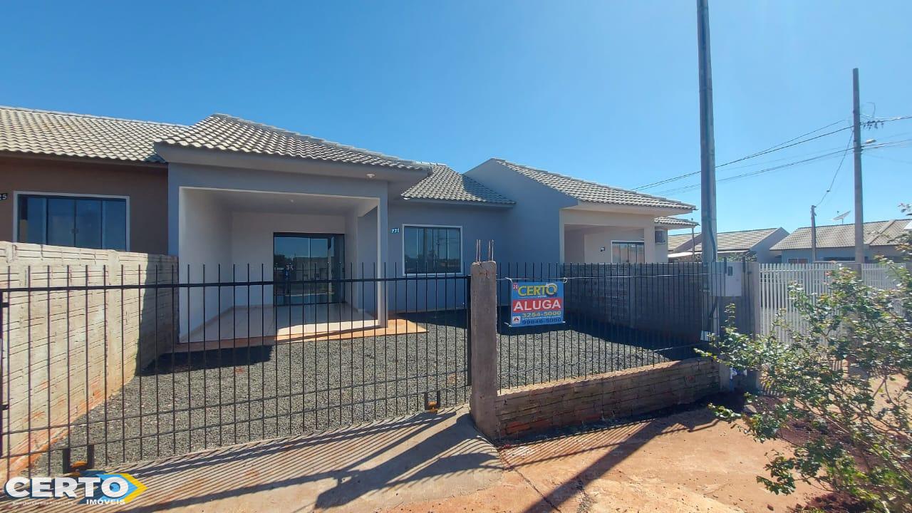 Casa com 2 quartos, sala , cozinha, lavanderia, banheiro, garagem