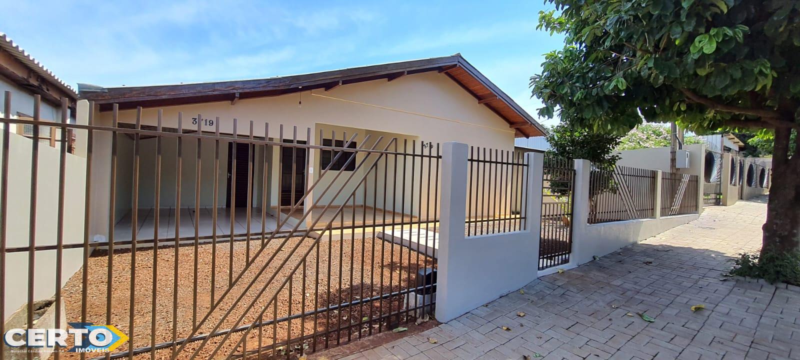 CASA COM 3 QUARTOS, SALA, COZINHA, LAVANDERIA, DISPENSA, GARAG...