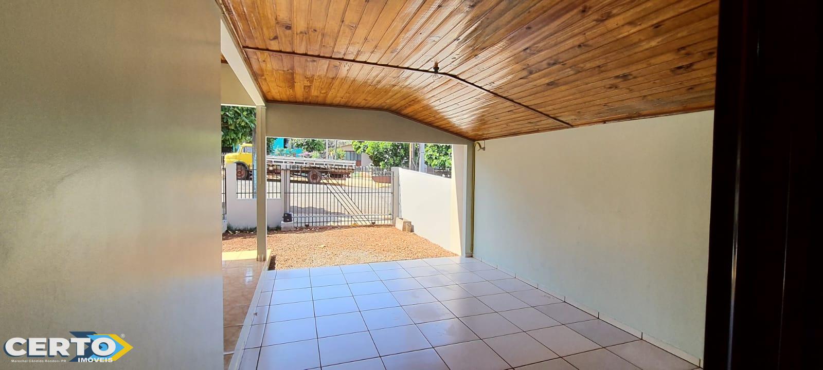 CASA COM 3 QUARTOS, SALA, COZINHA, LAVANDERIA, DISPENSA, GARAG...