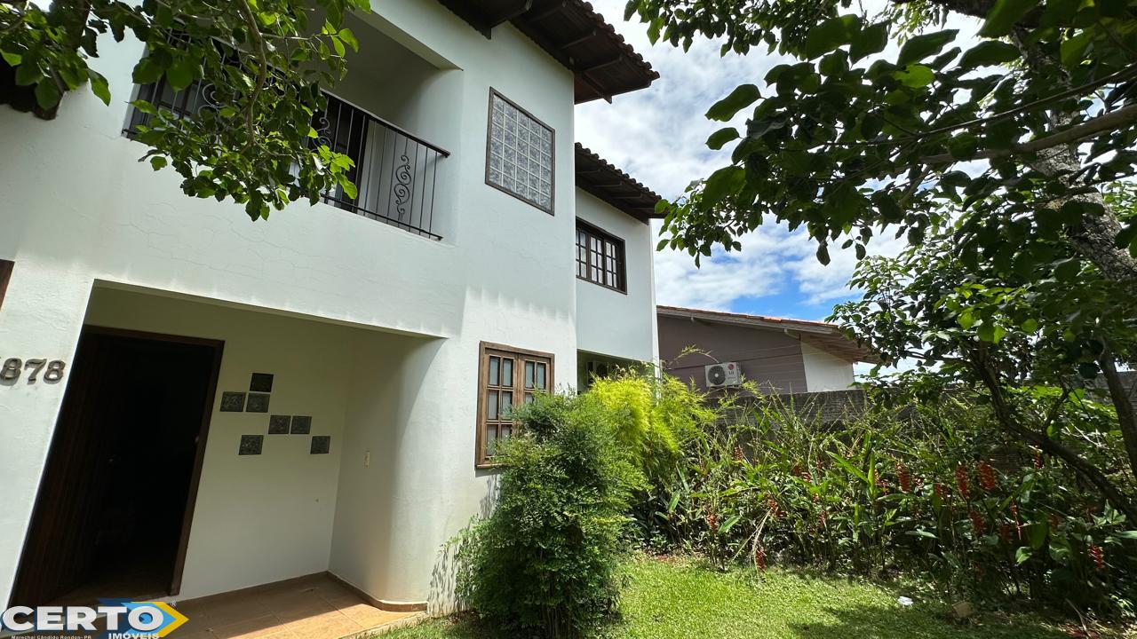 SOBRADO À VENDA PRÓXIMO AO CENTRO