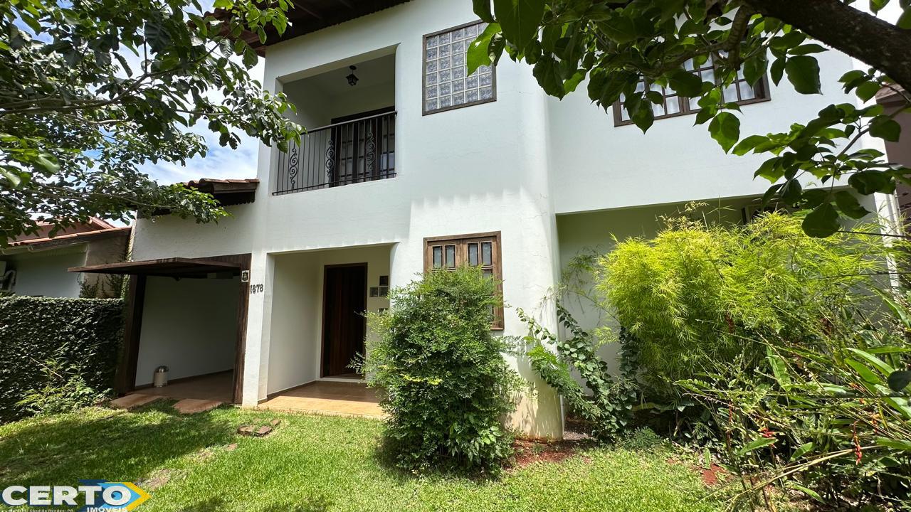 SOBRADO À VENDA PRÓXIMO AO CENTRO