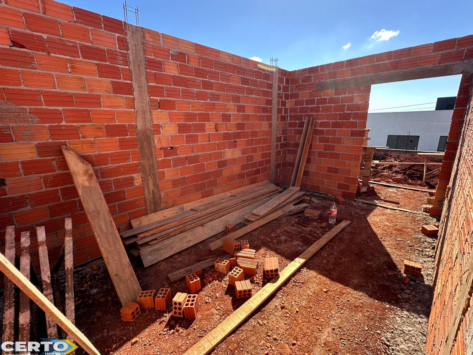 CASA À VENDA NO LOTEAMENTO CATARATAS II