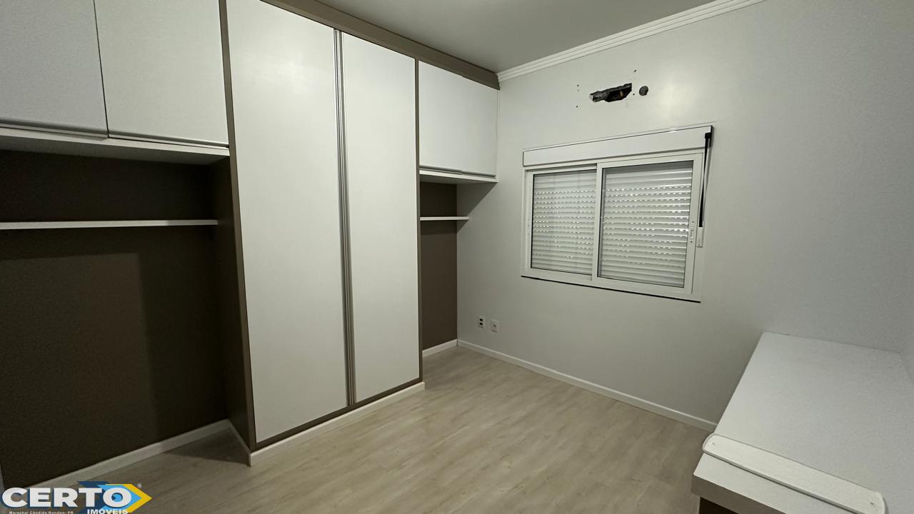 CASA VENDA COM PISCINA