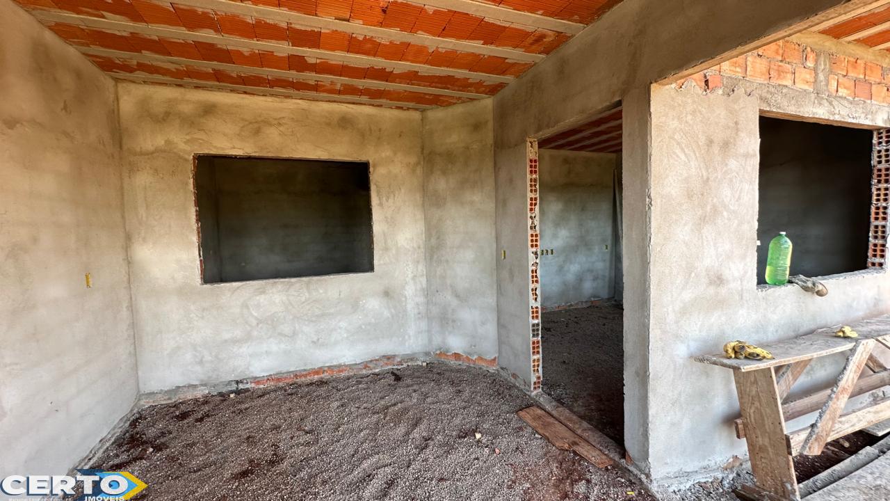 CASA À VENDA NO LOTEAMENTO VALE DO SOL