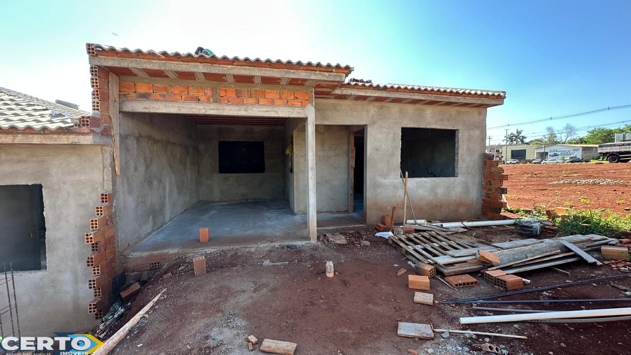 CASA À VENDA NO LOTEAMENTO VALE DO SOL