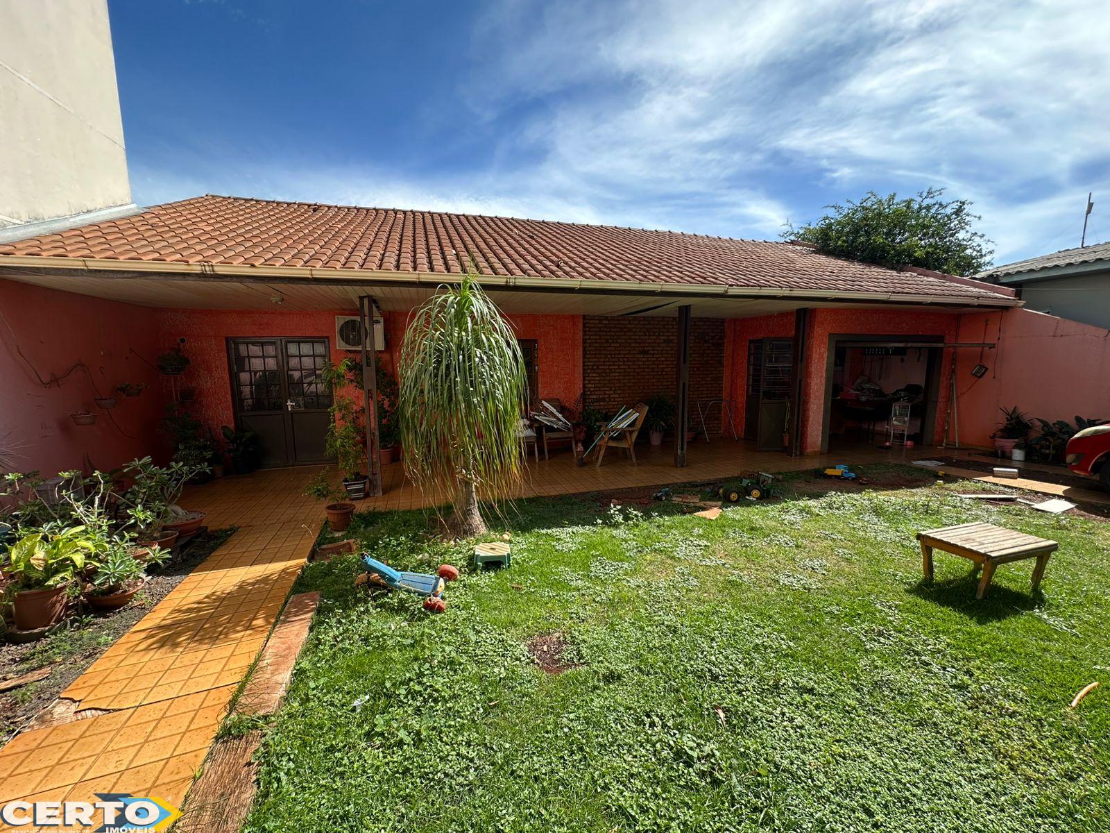 CASA À VENDA NO BAIRRO ALVORADA