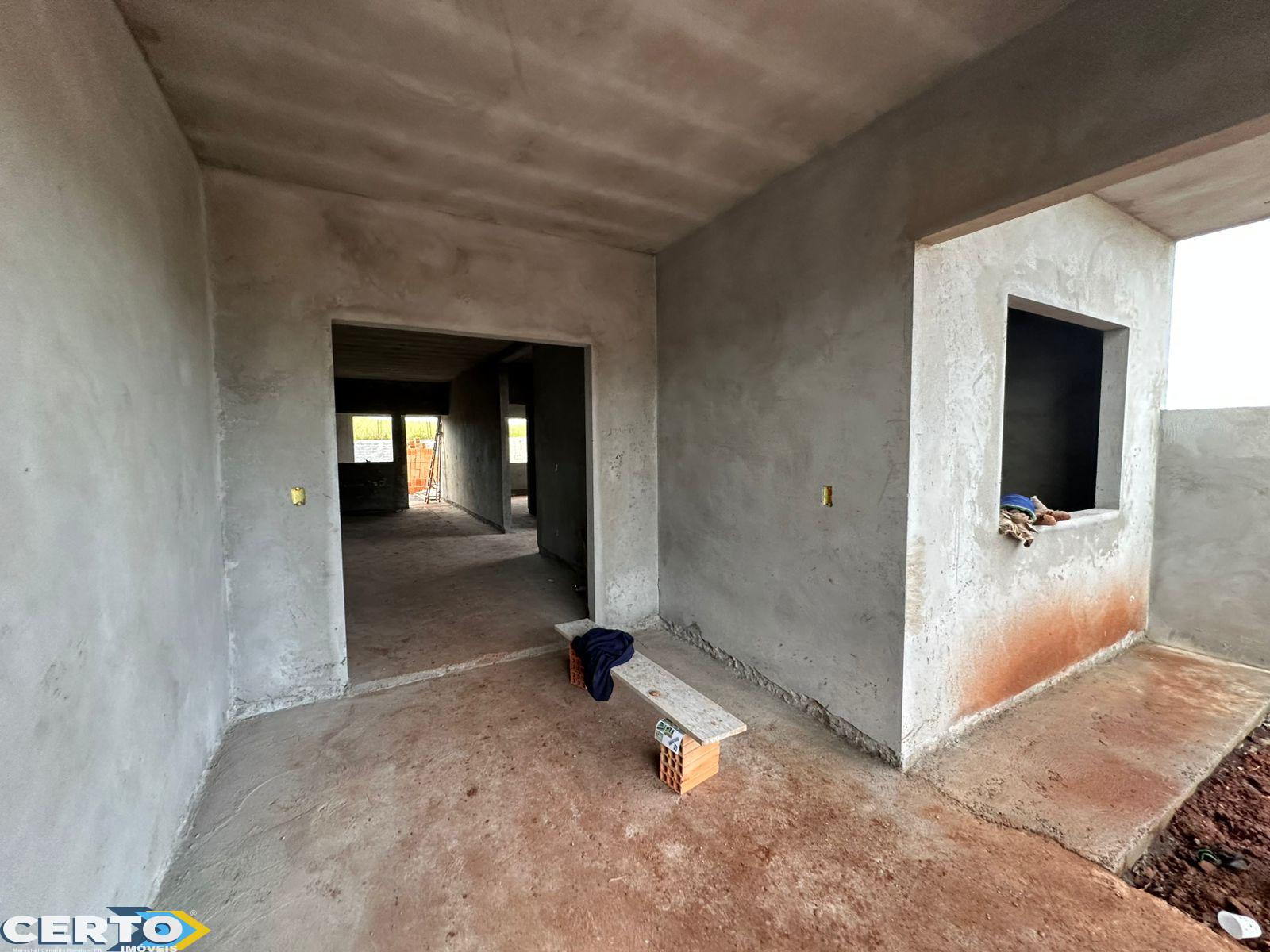 CASA À VENDA NO LOTEAMENTO CATARATAS I