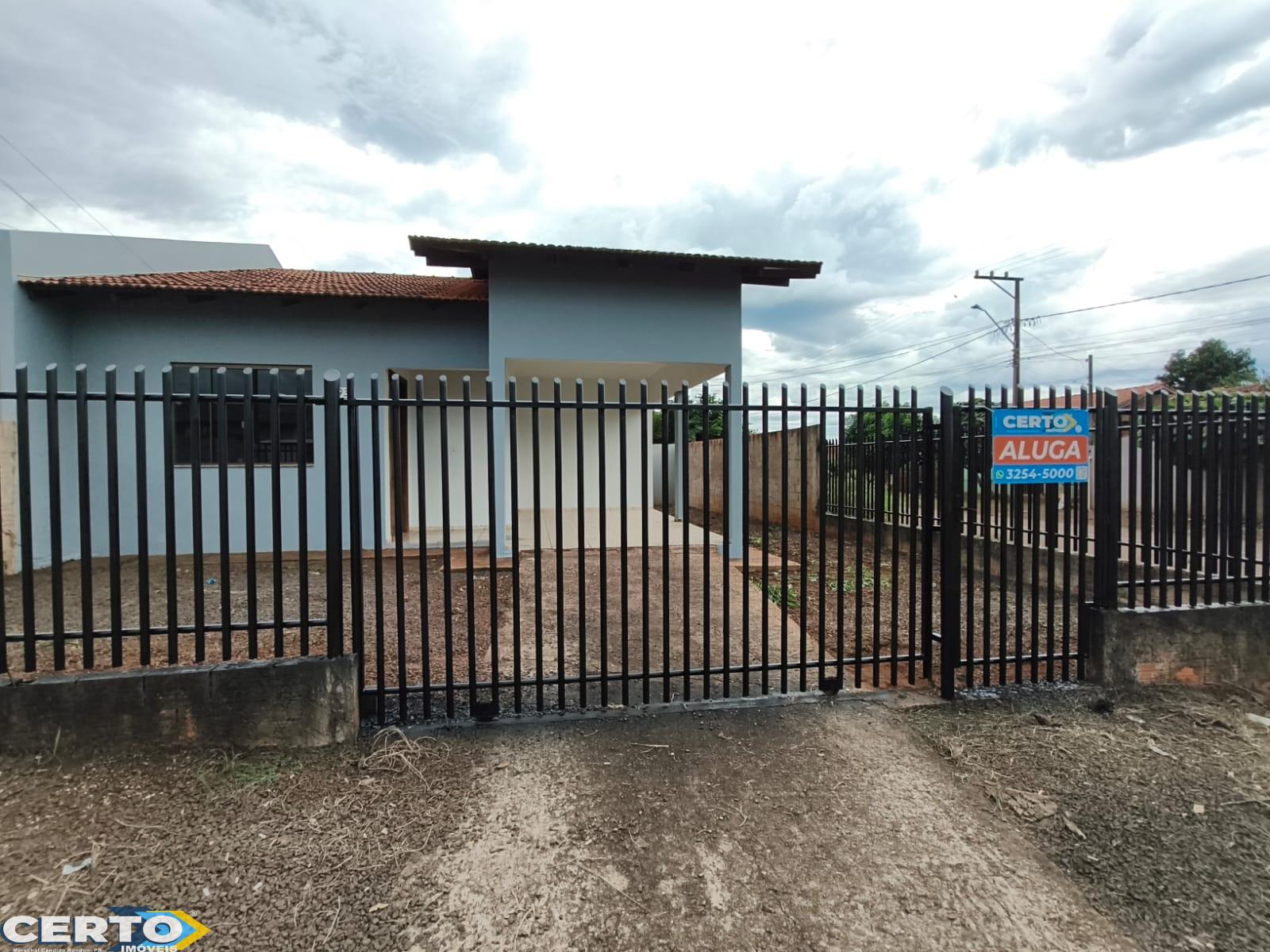 Casa com 2 quartos, sala, cozinha, lavanderia, banheiro, garag...
