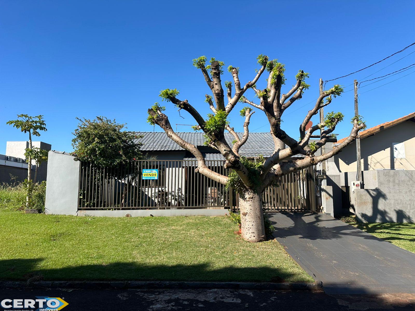CASA À VENDA NO PARQUE ECOLÓGICO