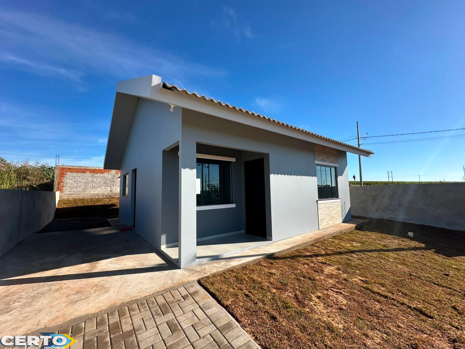 CASA À VENDA NO LOTEAMENTO FÊNIX