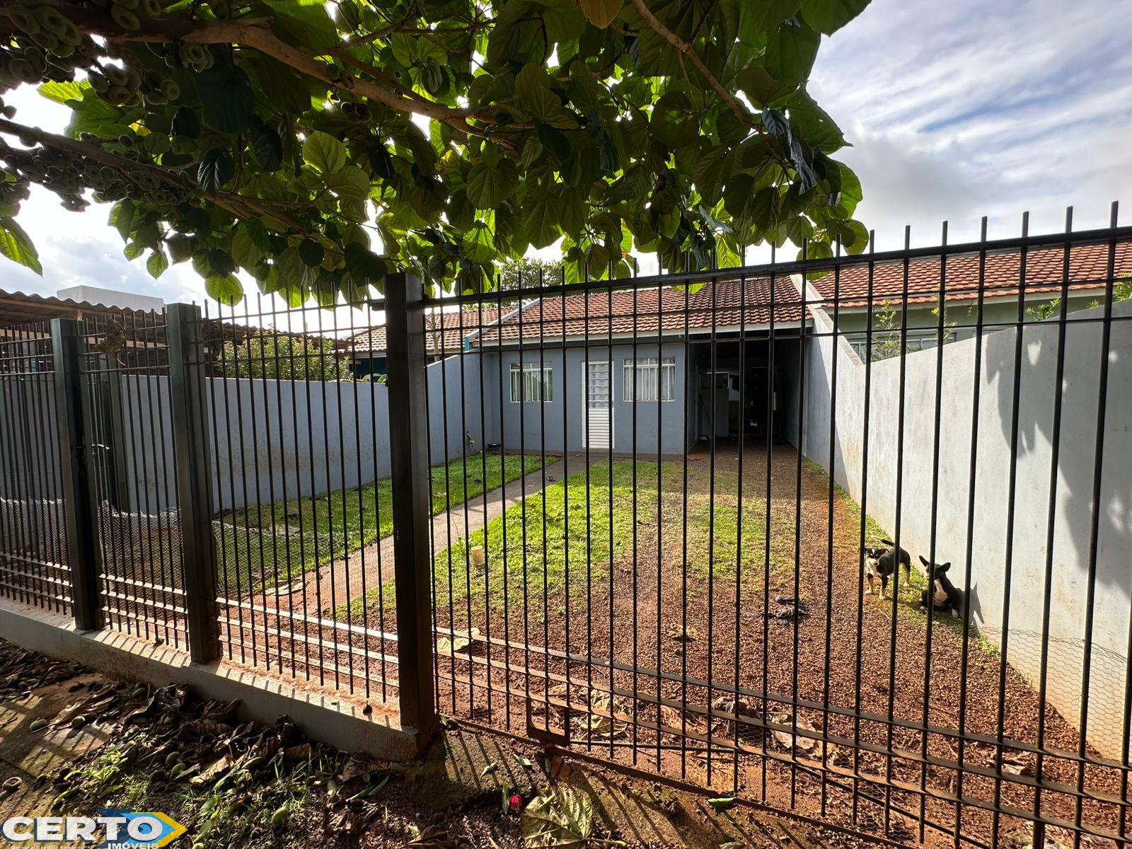 CASA À VENDA NO BAIRRO SÃO FRANCISCO