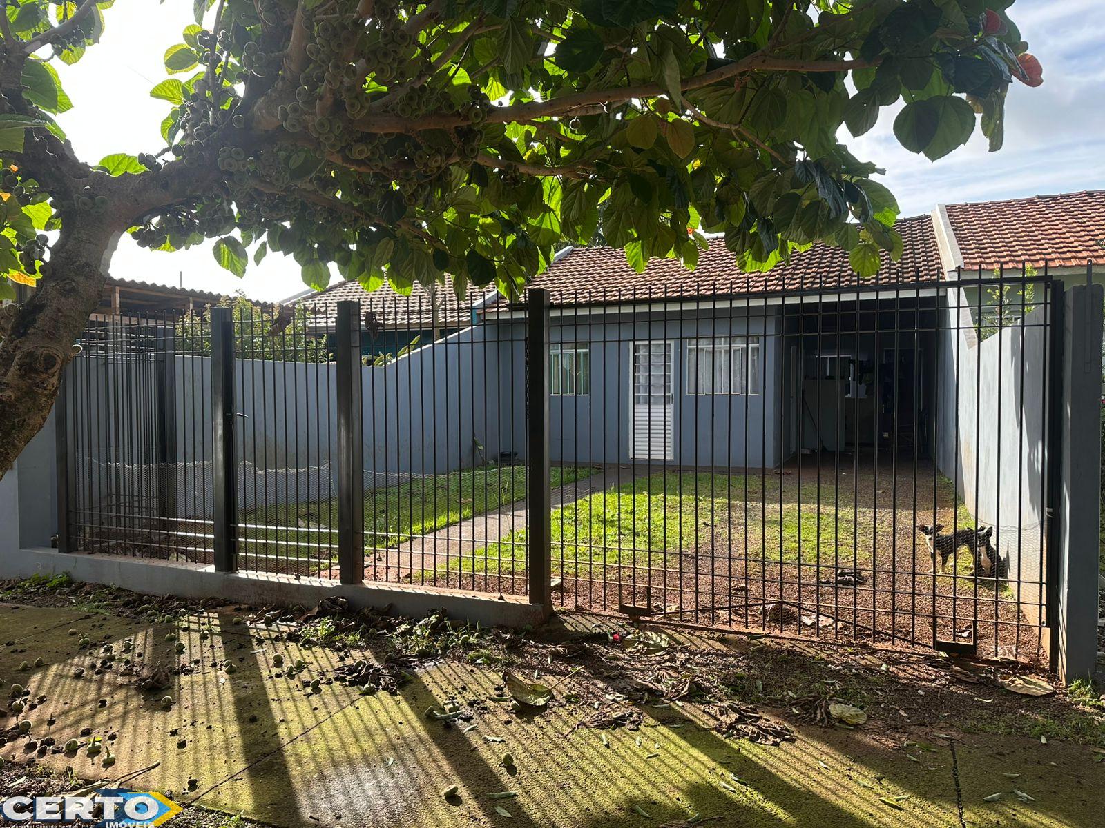 CASA À VENDA NO BAIRRO SÃO FRANCISCO