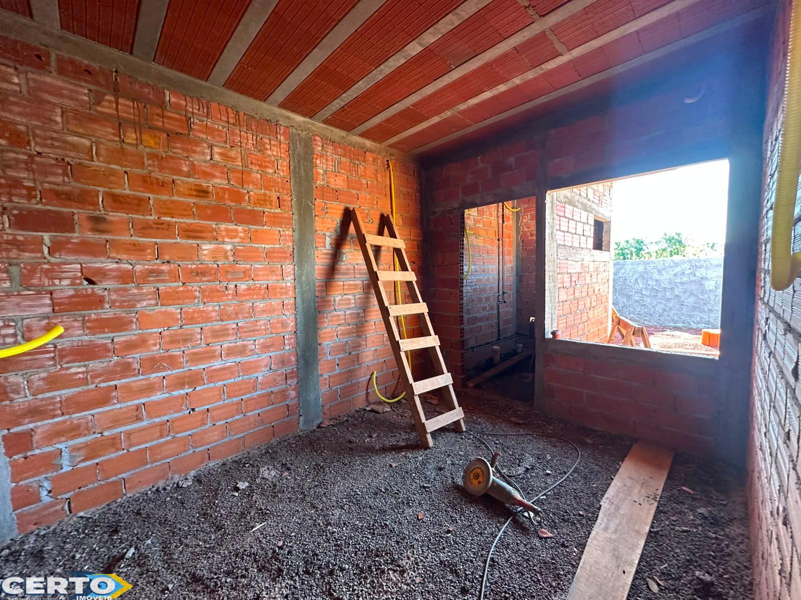 CASA À VENDA PRÓX. A UNIMED