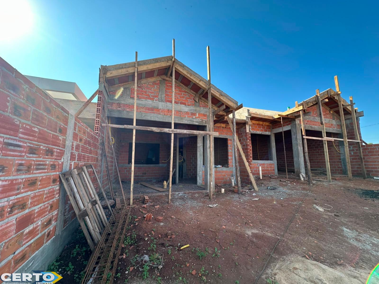 CASA À VENDA PRÓX. A UNIMED