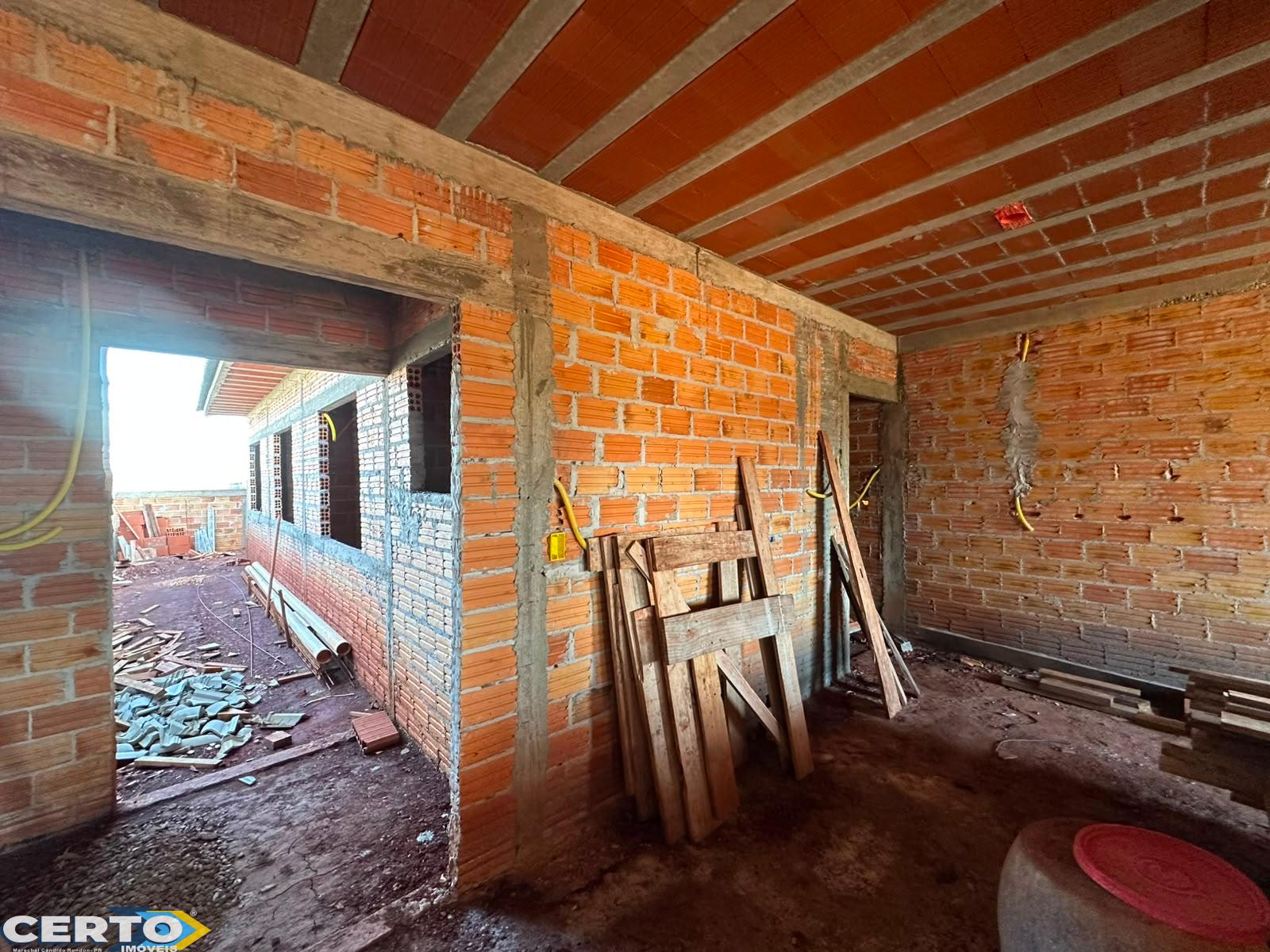 CASA À VENDA NO LOTEAMENTO CATARATAS II
