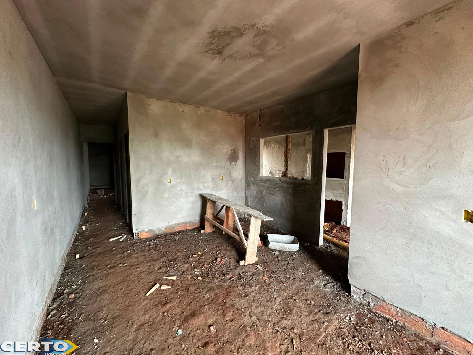 CASA EM CONSTRUÇÃO À VENDA PRÓXIMA AO UNIMED