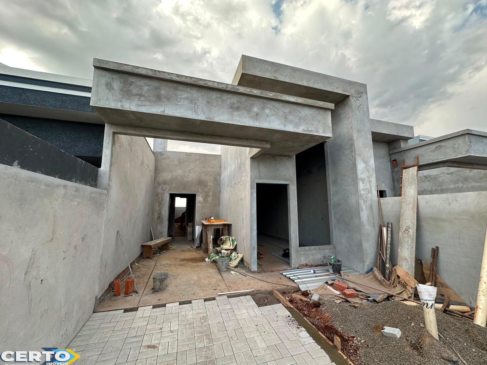 CASA À VENDA PRÓXIMA AO UNIMED
