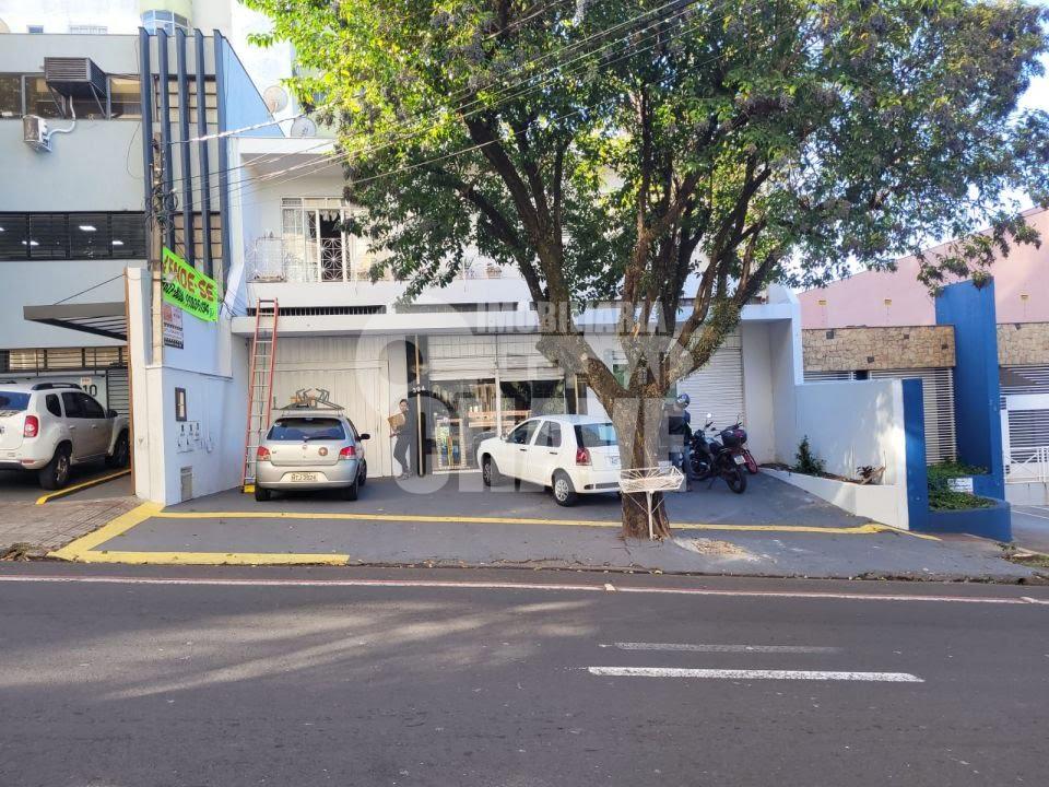 Vende-se Casa e Sobreloja no Centro de Londrina - PR