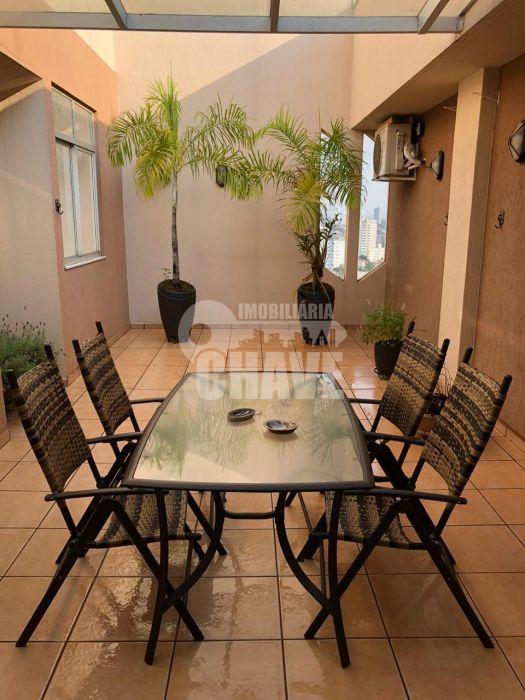 Vende-se Cobertura Com 4 Suítes em Londrina - PR