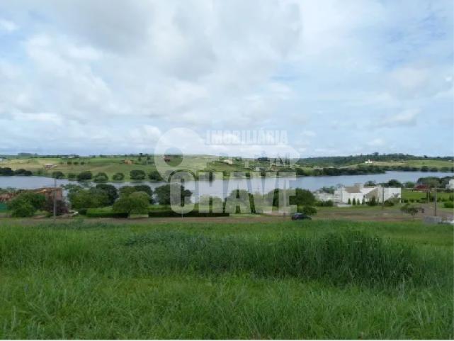 Vende-se Terreno no Condomínio Ecovillas do Lago em Sertanópol...