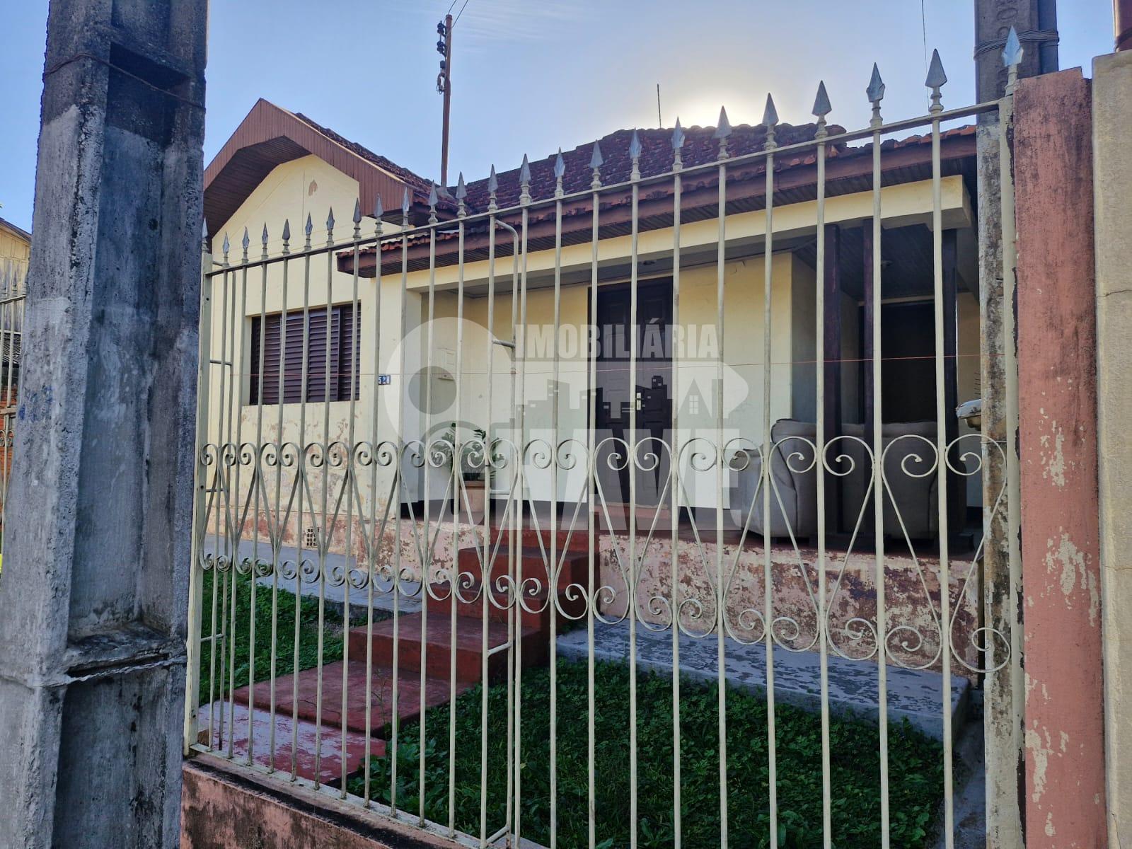 Vende-se Casa na Avenida Mario de Menezes em IBIPORÃ-PR