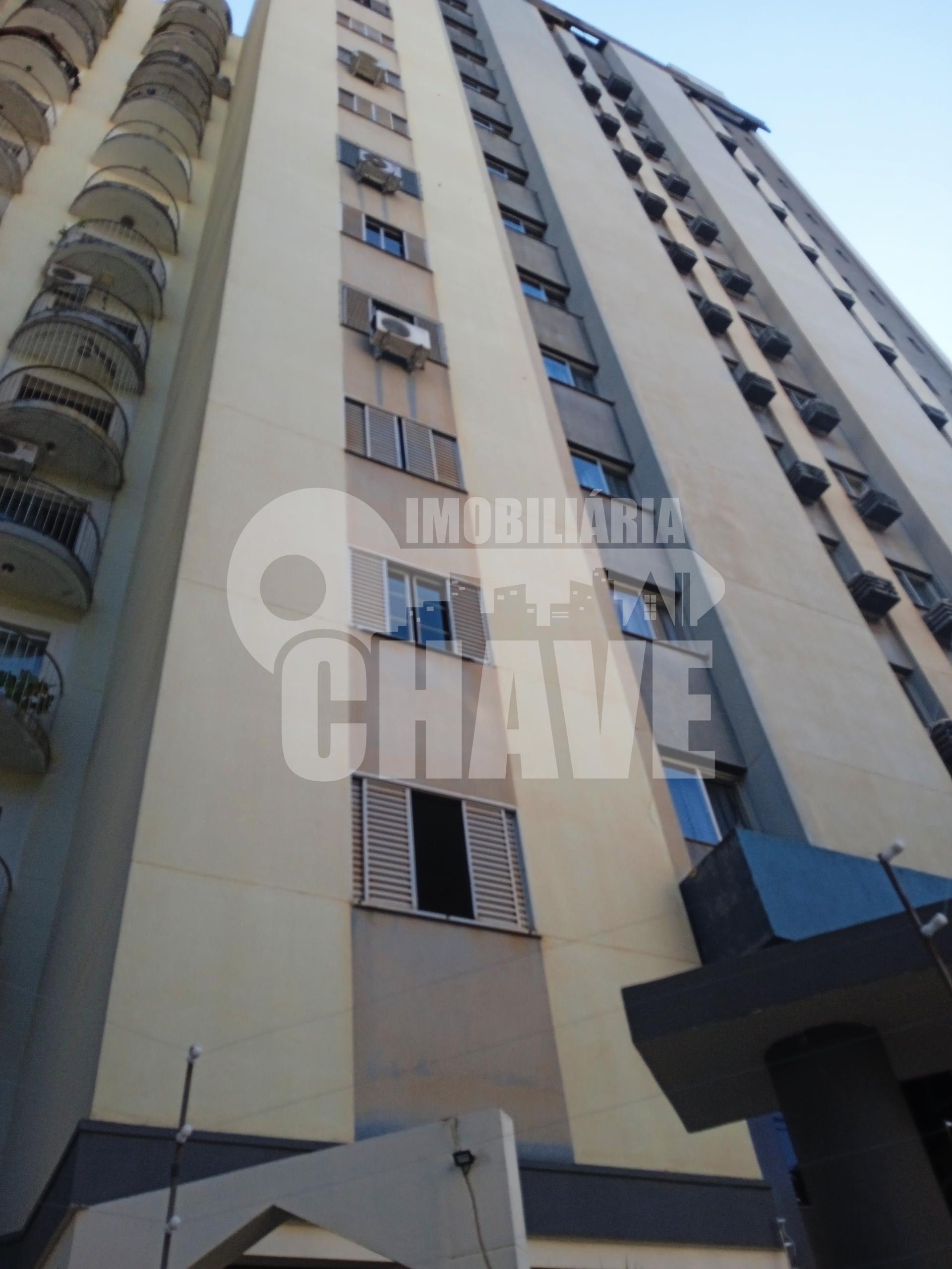 Apartamento com 3 Dormitórios à venda no Centro Histórico, LON...