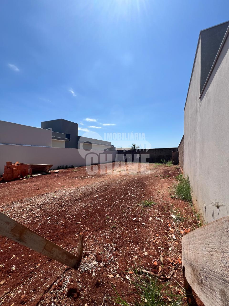 Lote à venda no Residencial Belmonte, Parque Industrial Cafeza...